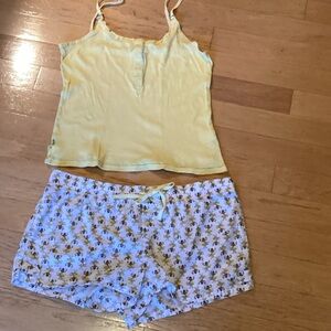 Old Navy Yellow and White Hula Dancers Print Pajama Set